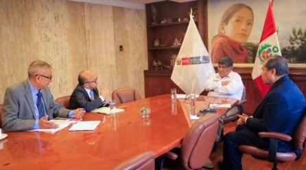 EL STAPP SE HIZO PRESENTE EN EL MINISTERIO DE ENERGÍA Y MINAS (MINEM)